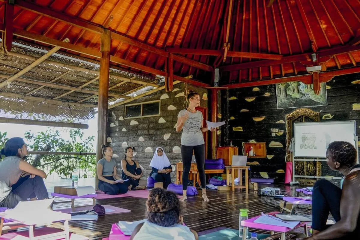 yoga teacher training in ubud